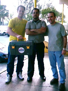 Trabajador de Warehouse recibe honores en seminario de calificaci&oacute;n